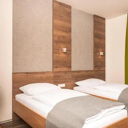 Schlaf&gut - Self Check-in Hotel *